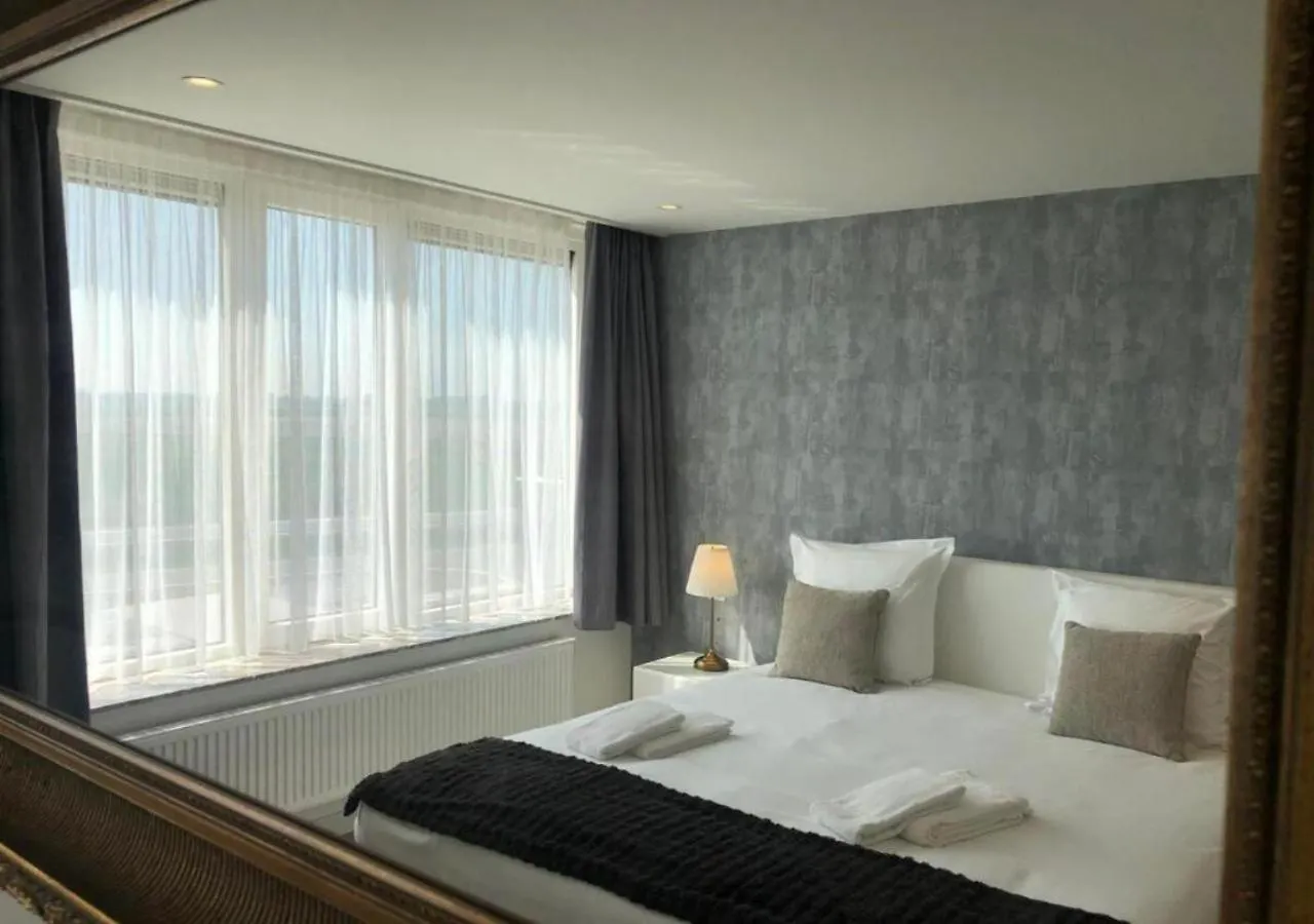 Acropolis - Luxury Appartments I Hotelservice And Parking Middelkerke België